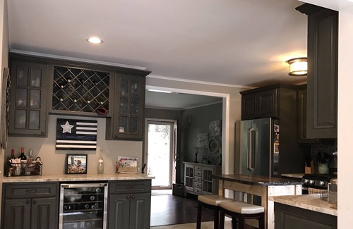 South Glens Falls House | Beautiful home close to Saratoga and Lake George . Ski, tube, hike, bike nearby