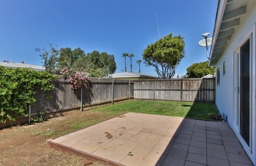 Imperial Beach House | Beautiful Home 1mi. to beach, Fenced in Yard, and Jacuzzi!