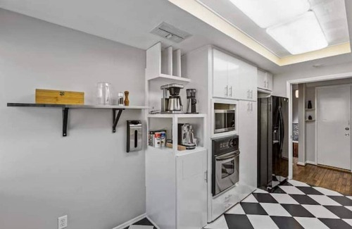 Southampton House | Beautiful Home by Rice, Med Ctr, Museums