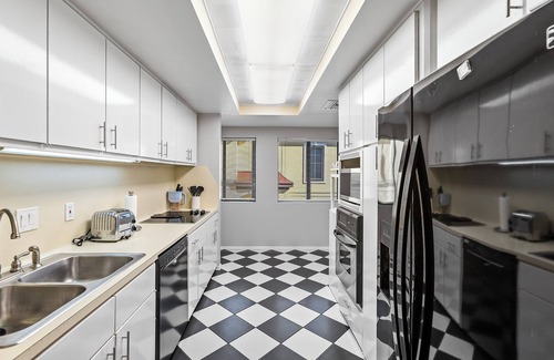 Southampton House | Beautiful Home by Rice, Med Ctr, Museums