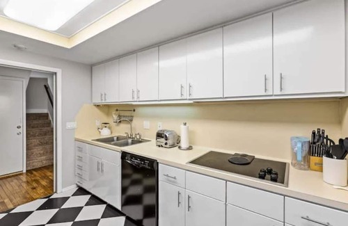 Southampton House | Beautiful Home by Rice, Med Ctr, Museums