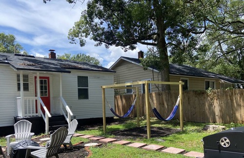 Jacksonville House | Beautiful home-close to downtown! Hammocks, Grill, & Fire pit!