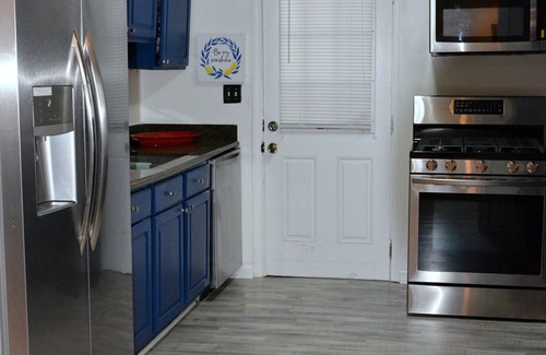 Fairgrounds House | Beautiful home close to everything you want.