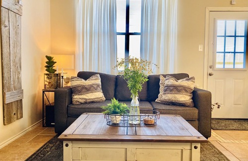 Houston House | Beautiful home close to Med Cntr, Dwntwn & NRG Stadium