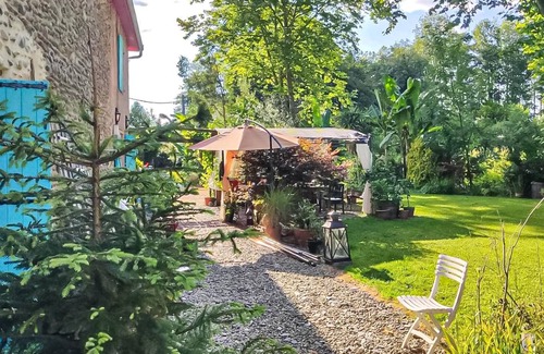 Charritte-de-Bas House | Beautiful home in Charritte-de-Bas