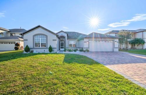 Crescent Lakes Villa | Beautiful Home, Great For Kids Near Disney! villa