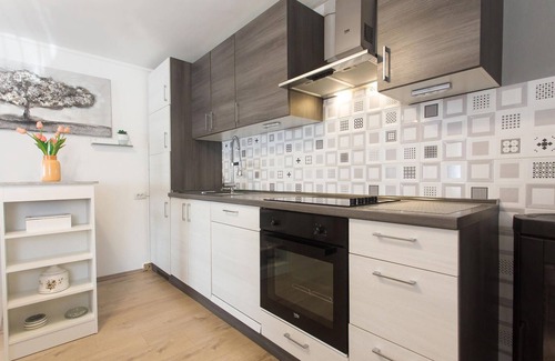 Blato na Cetini House | Beautiful home in Blato na Cetini