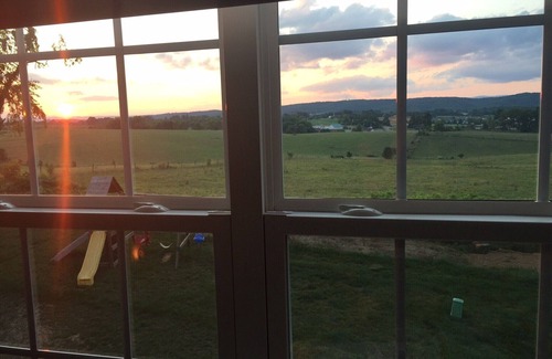 Christiansburg House | Beautiful home in a residential neighborhood close to EVERYTHING! *GO HOKIES!*