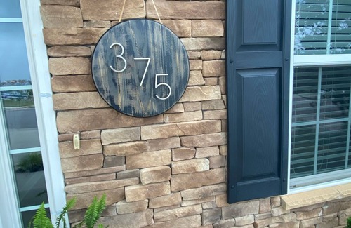 Christiansburg House | Beautiful home in a residential neighborhood close to EVERYTHING! *GO HOKIES!*
