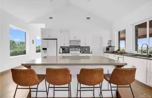 Hargill Other | Beautiful Home in a 8 acre Ranch near to the city.
