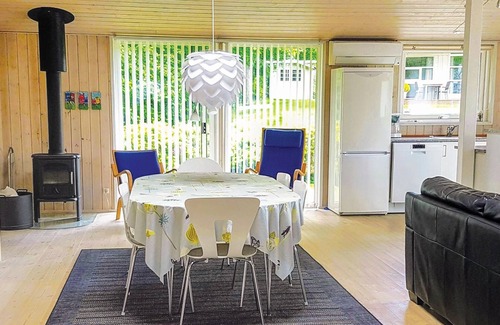 Aabenraa House | Beautiful home in Aabenraa with sauna