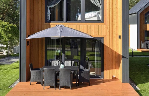 Bialogora House | Beautiful home in Bialogora with WiFi