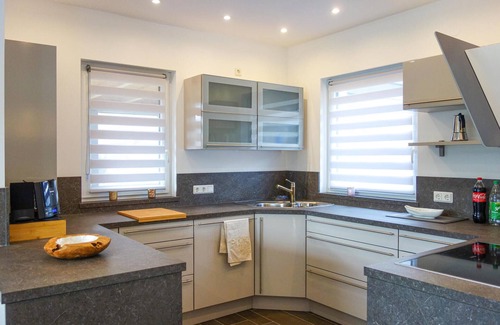 Diefenbach House | Beautiful home in Diefenbach with WiFi