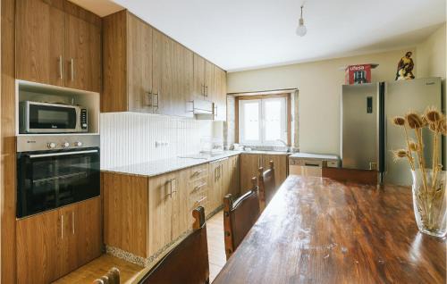 O Savinao House | Beautiful Home In Diomondi With Wifi