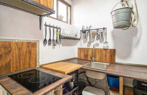 El Colmenar House | Beautiful home in El Colmenar with WiFi