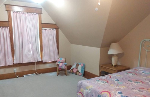 Frankfort House | Beautiful Home in Frankfort