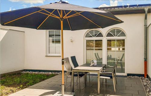 Gutzkow House | Beautiful Home In Gützkow With Kitchen