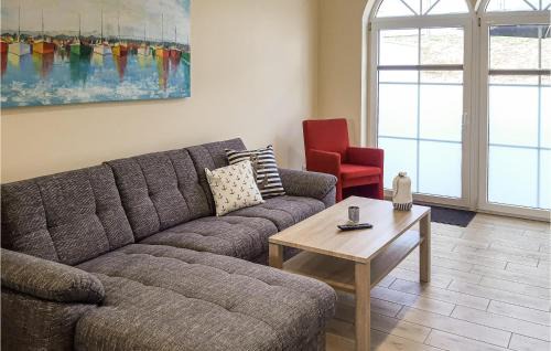 Gutzkow House | Beautiful Home In Gützkow With Kitchen