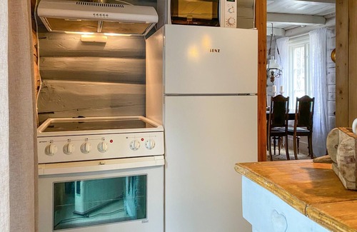 Sunndal House | Beautiful home in Gjøra with WiFi