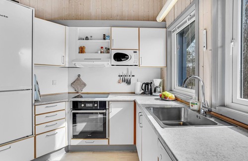 Reersø House | Beautiful home in Gørlev with kitchen