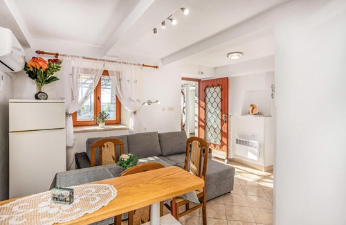 Smrika House | Beautiful home in Grmani, Smrika