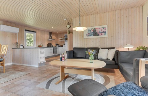 Diernæs Strandby House | Beautiful home in Haderslev with WiFi