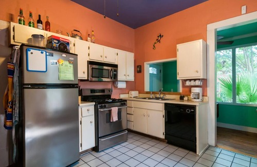 Southtown House | Beautiful Home in Historic Neighborhood