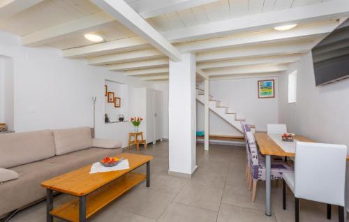 Draga Bascanska House | Beautiful Home In Draga Bascanska