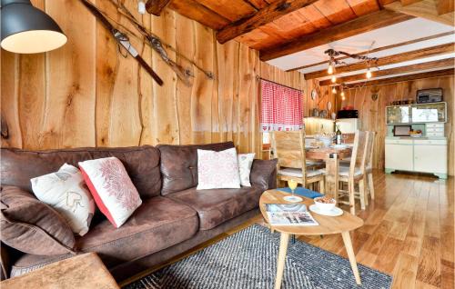Stubicke Toplice House | Beautiful Home In Stubicke Toplice