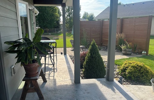 Joseph House | beautiful home in joseph, amazing mountain views, pet friendly