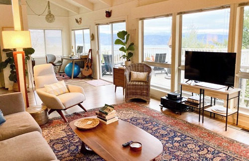 Kelseyville House | Beautiful home in Kelseyville with lake view, minutes from Wine Country