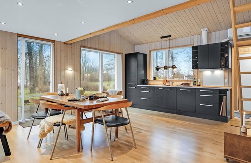 Knebel House | Beautiful home in Knebel