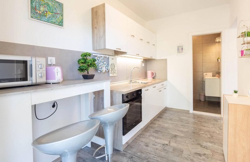 Omis House | Beautiful home in Kostanje with WiFi