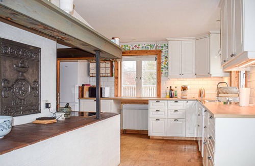Lammhult House | Beautiful home in Lammhult with sauna
