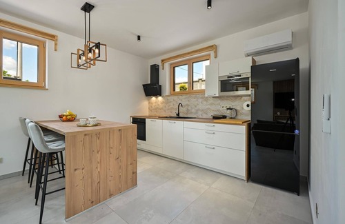 Veliko Trojstvo House | Beautiful home in Maglenca with sauna