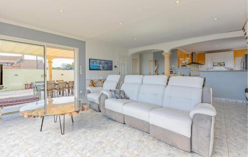 Marseillan House | Beautiful Home In Marseillan