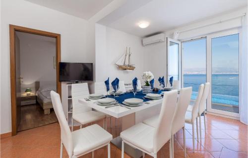 Medveja Apartment | Beautiful Home In Medveja