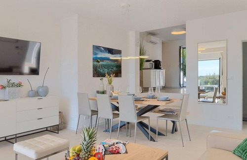 Pjescana Uvala House | Beautiful home in Pula