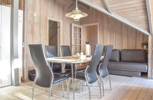 Lodbjerg Hede House | Beautiful home in Ringkøbing with WiFi