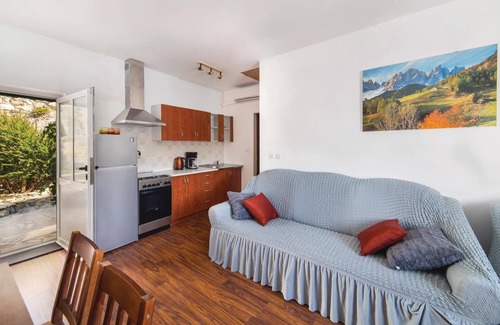 Ploce House | Beautiful home in Rogotin with WiFi