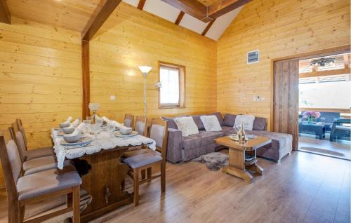 Pusca House | Beautiful Home In Rozga