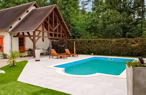 Nouan-le-Fuzelier House | Beautiful home in Salbris