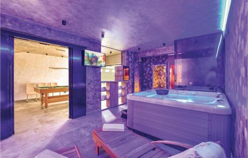 Stobrec House | Beautiful Home In Stobrec With Sauna