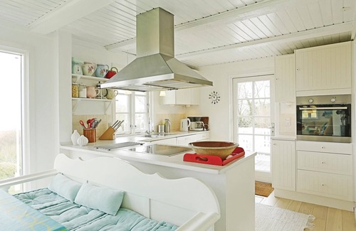 Bolshavn House | Beautiful home in Svaneke with WiFi