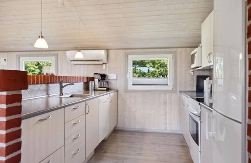 Skaven Strand House | Beautiful home in Tarm with kitchen