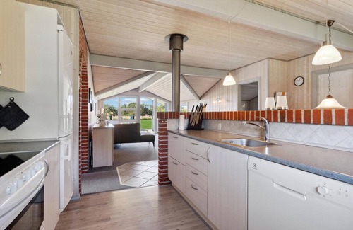 Skaven Strand House | Beautiful home in Tarm with kitchen