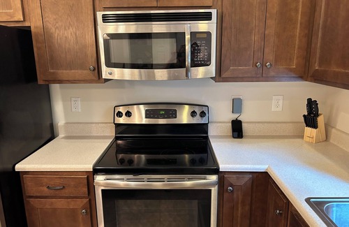 Hoover House | Beautiful home in the heart of Hoover!