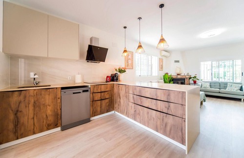 Torrent House | Beautiful home in Torrent