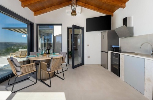 Trget House | Beautiful home in Trget