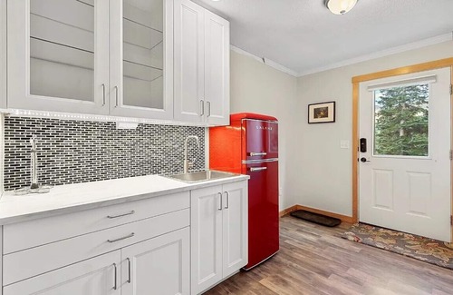 Quandary Village House | Beautiful home in Blue River steps away from Quandry Peak and Breckenridge